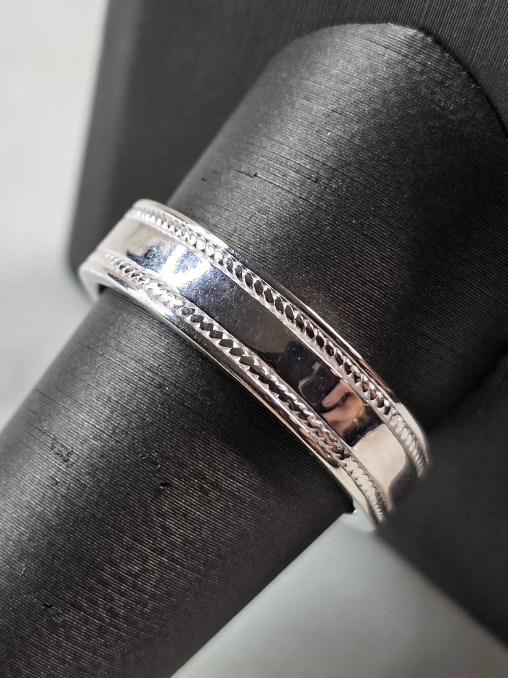 Mens Sterling Silver Wedding Band Ring 6.0g E2335